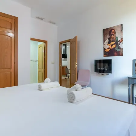 El Toro De Maria Cristina 公寓 *